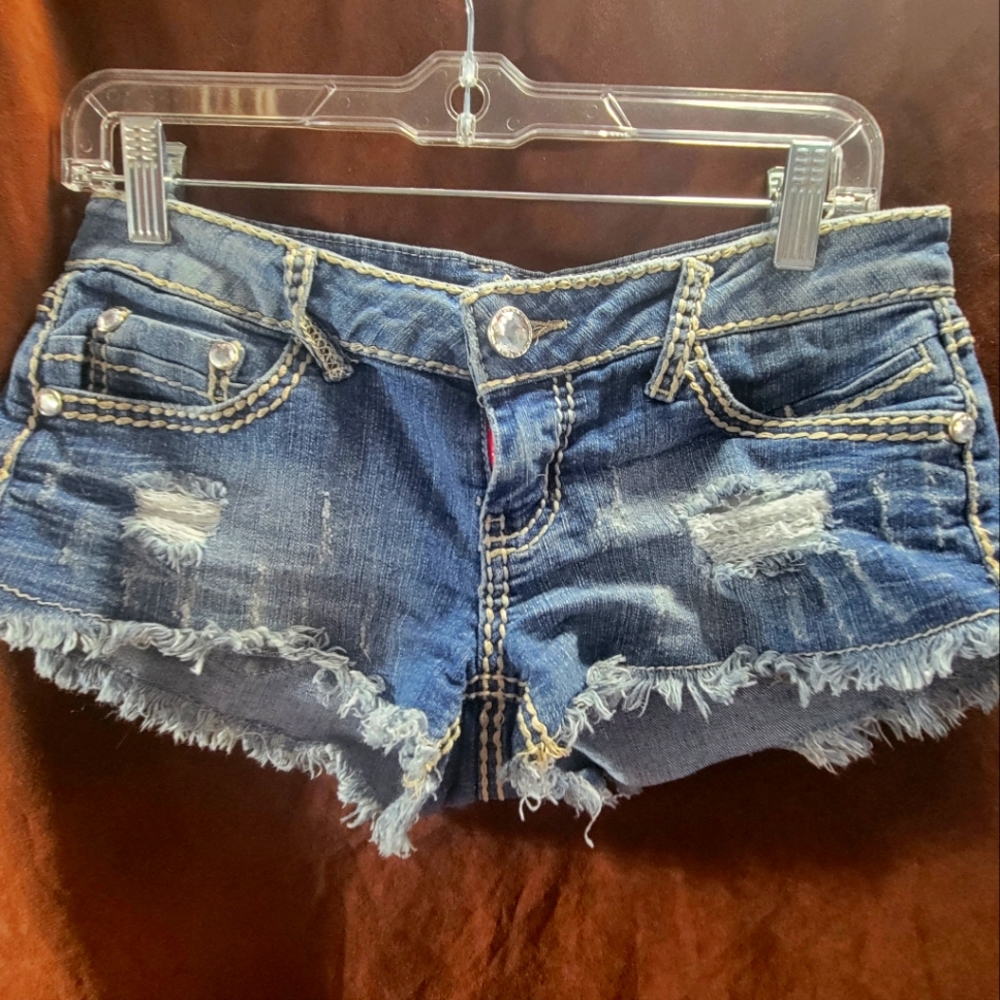 Almost famous size 5 junior jean shorts